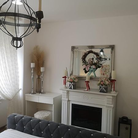 Penthouse Luxury Daire Reșița Dış mekan fotoğraf