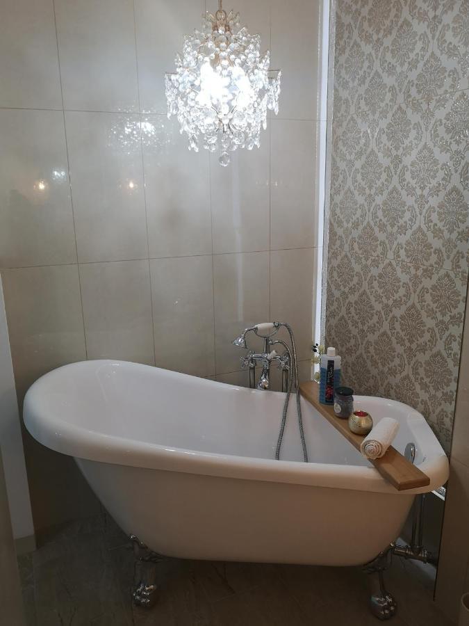 Penthouse Luxury Daire Reșița Dış mekan fotoğraf