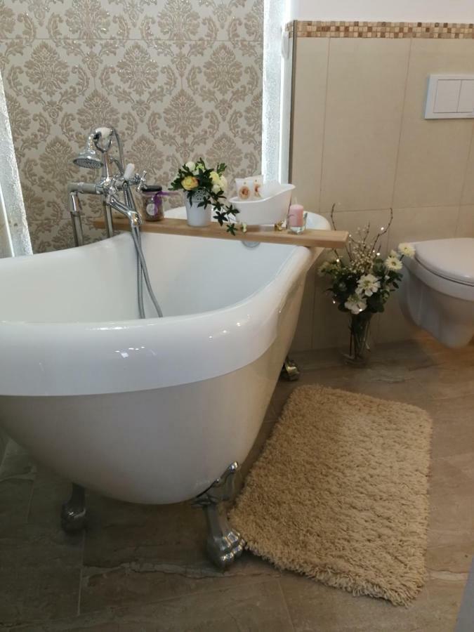 Penthouse Luxury Daire Reșița Dış mekan fotoğraf