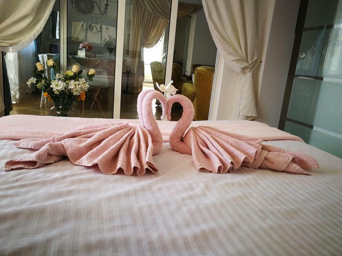Penthouse Luxury Daire Reșița Dış mekan fotoğraf
